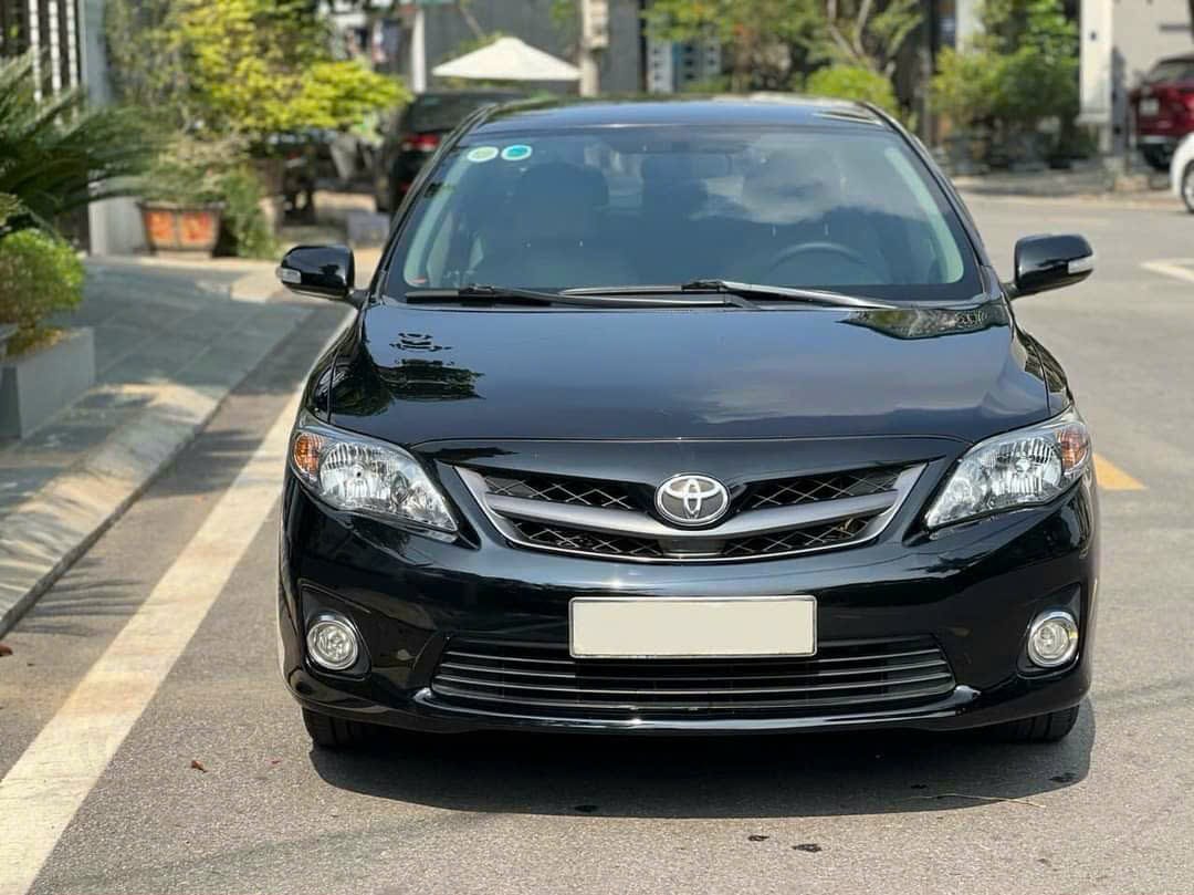 Bán xe Toyota Altis 2013