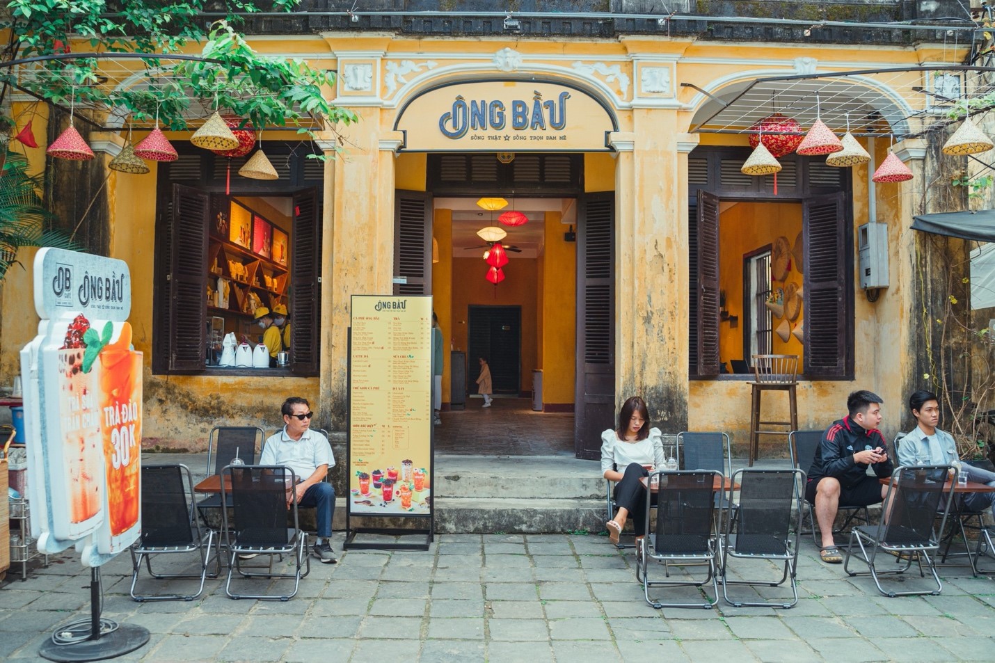 12 thương hiệu nhượng quyền cafe lợi nhuận cao nhất hiện nay